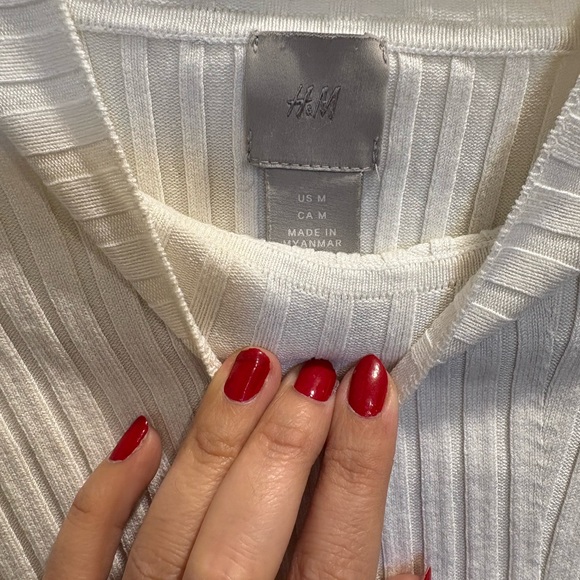 H&M Cream Ribbed Knit Top - Picture 2 of 3